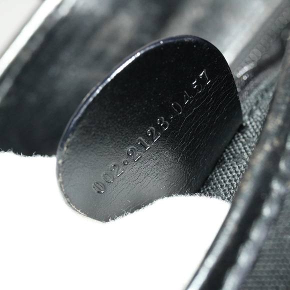 GUCCI Diana Shoulder Bag - Picture 6 of 16